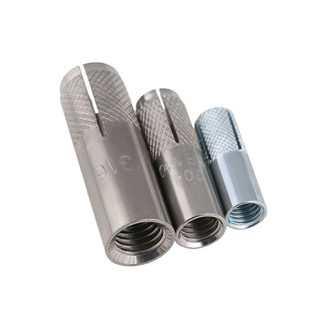 Queda serrilhada de concreto de aço carbono zincado premium em âncoras